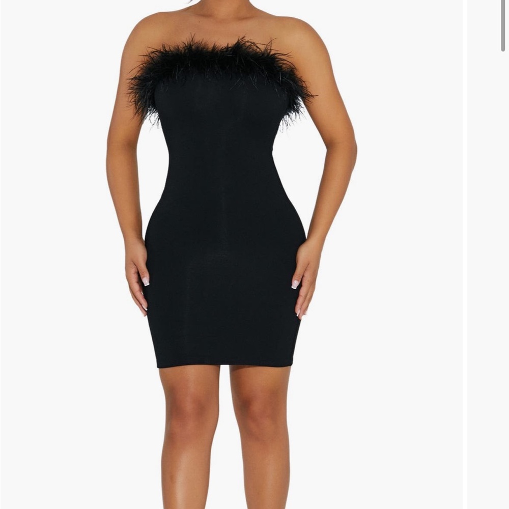 Naked Wardrobe Fine Feather Tr Strapless Dress